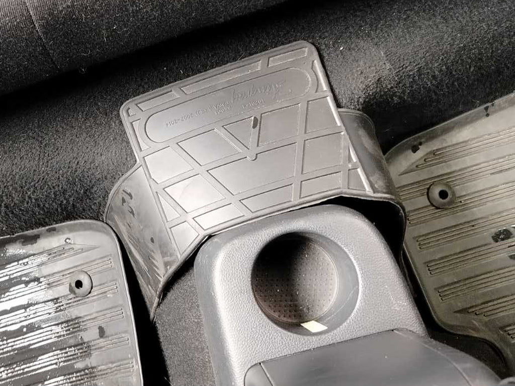 Rear Tunnel Rubber Mat (Stingray Premium) for Skoda Fabia 2007-2014 - image 2