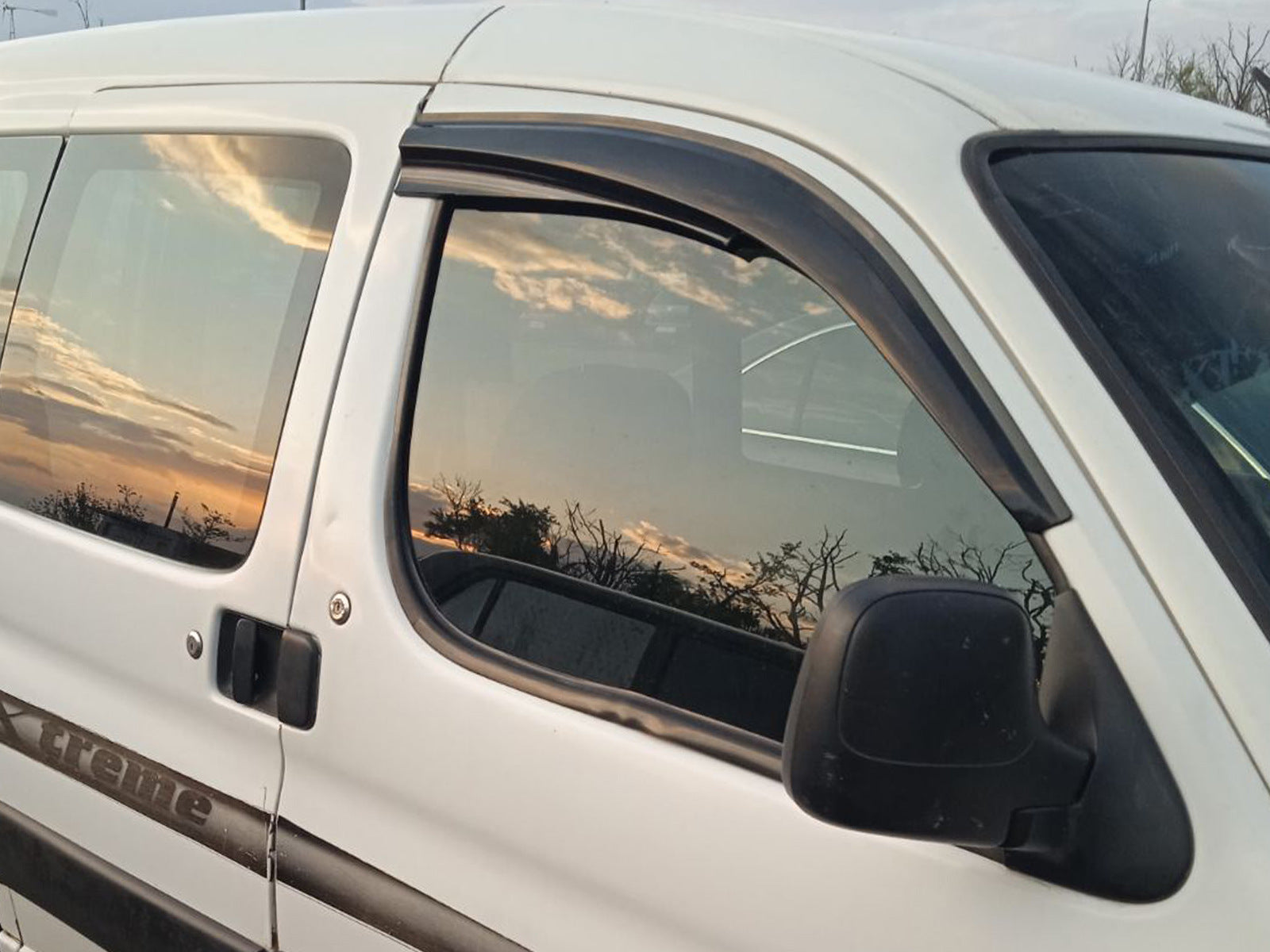 Window Deflectors (2 pcs, Sunplex Sport) for Citroen Berlingo 1996-2008 - image 1