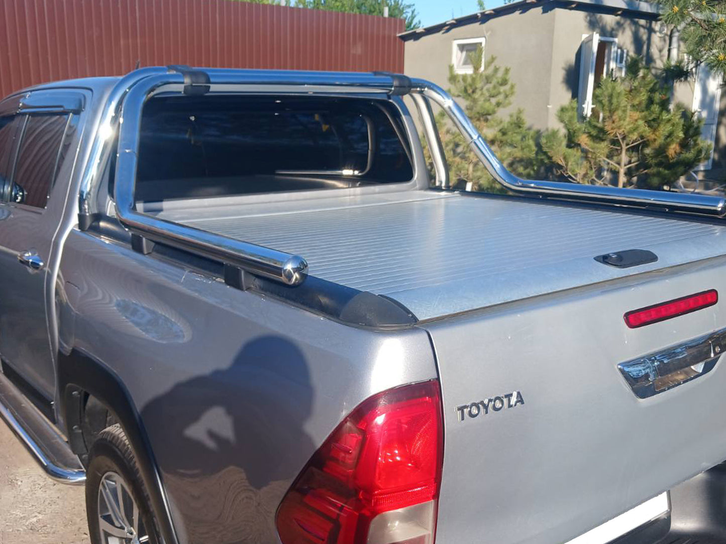 Arc on the body (stainless steel) for Toyota Hilux 2015↗ - image 3