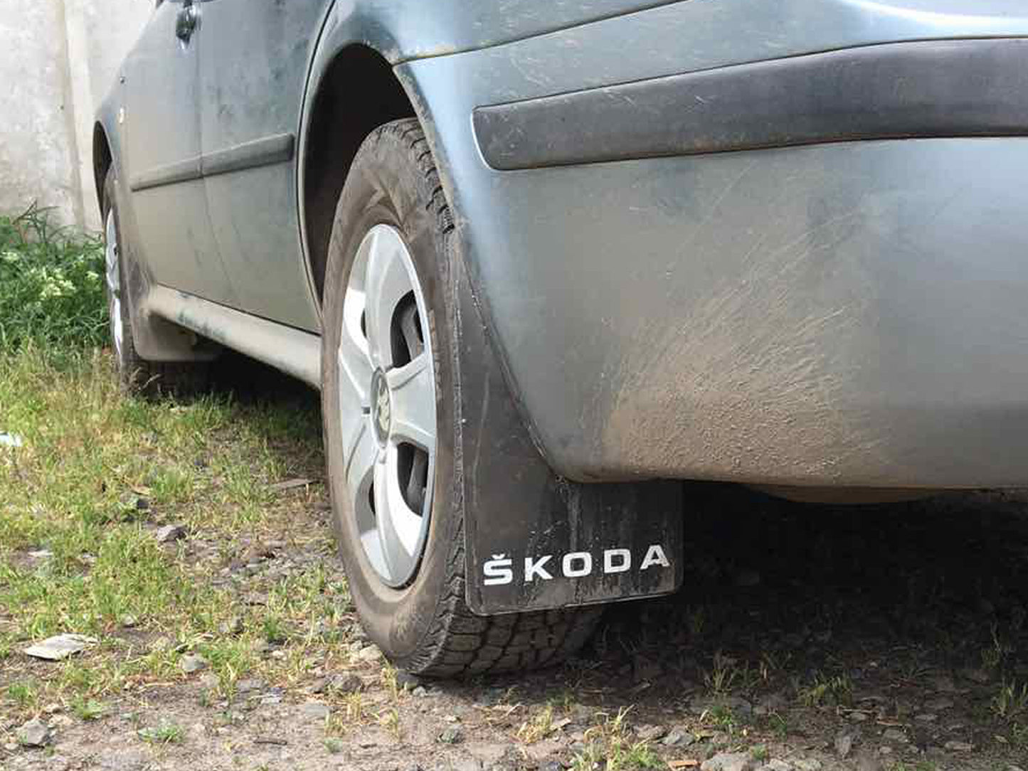 Universal Mud Flaps Polytep (230*375, 2 pcs) for Skoda - image 1