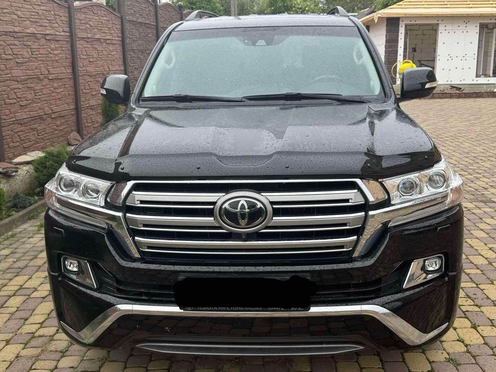The hood deflector 2015+ (EuroCap) for Toyota Land Cruiser 200 - Reelken Auto