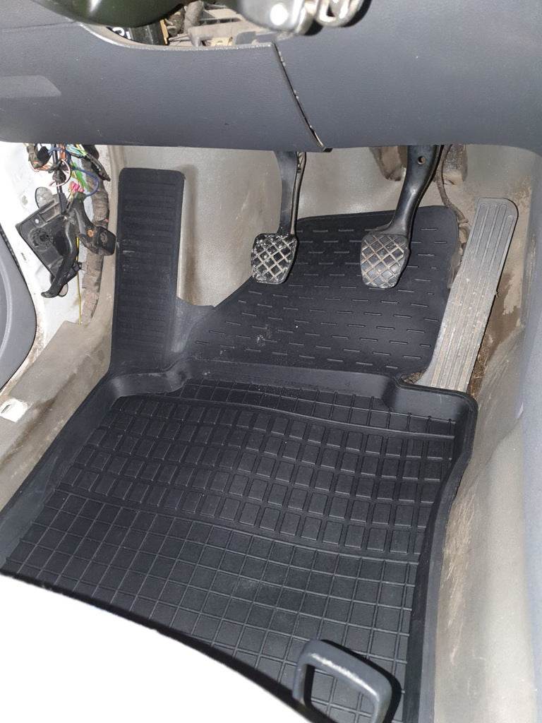 Rubber mats with the Board (2 PCs, Polytep) for Volkswagen Caddy 2010-2015 - Reelken Auto