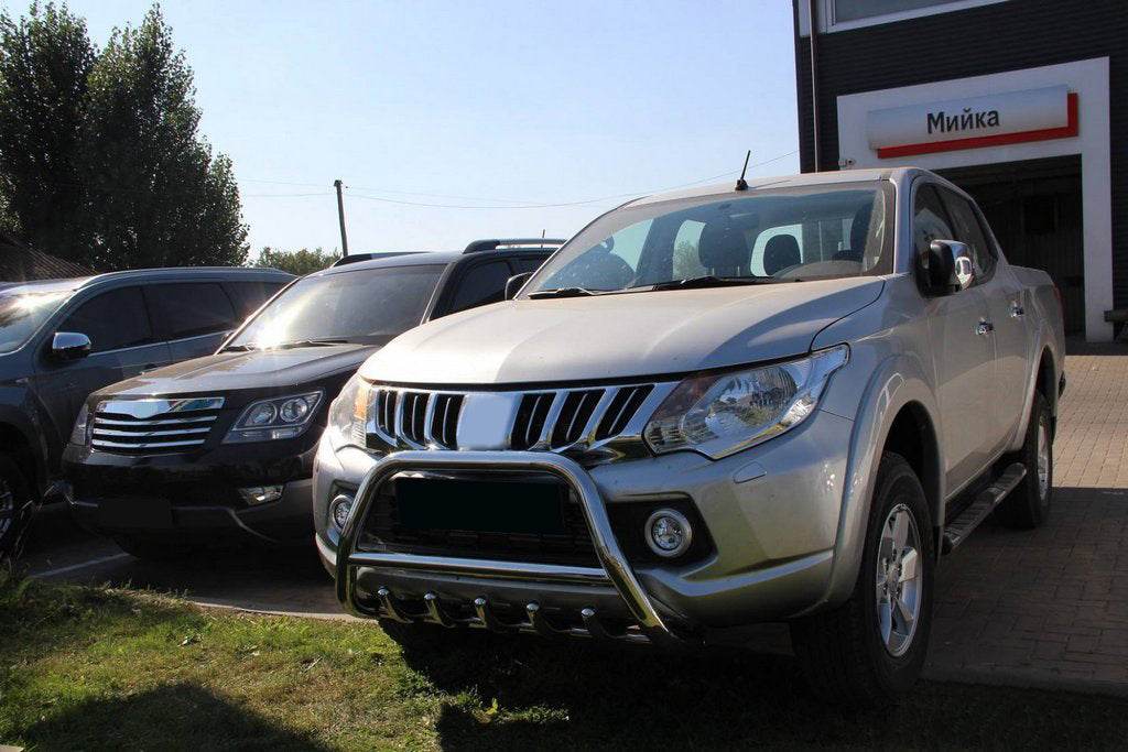 The WT003 bumper guard (stainless) for Mitsubishi L200 2015-2024 - Reelken Auto