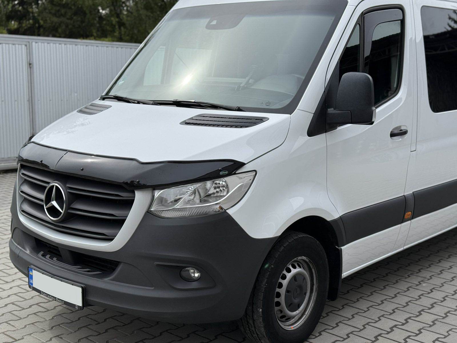The hood deflector (EuroCap) for Mercedes Sprinter W907/W910 2018↗ - Reelken Auto