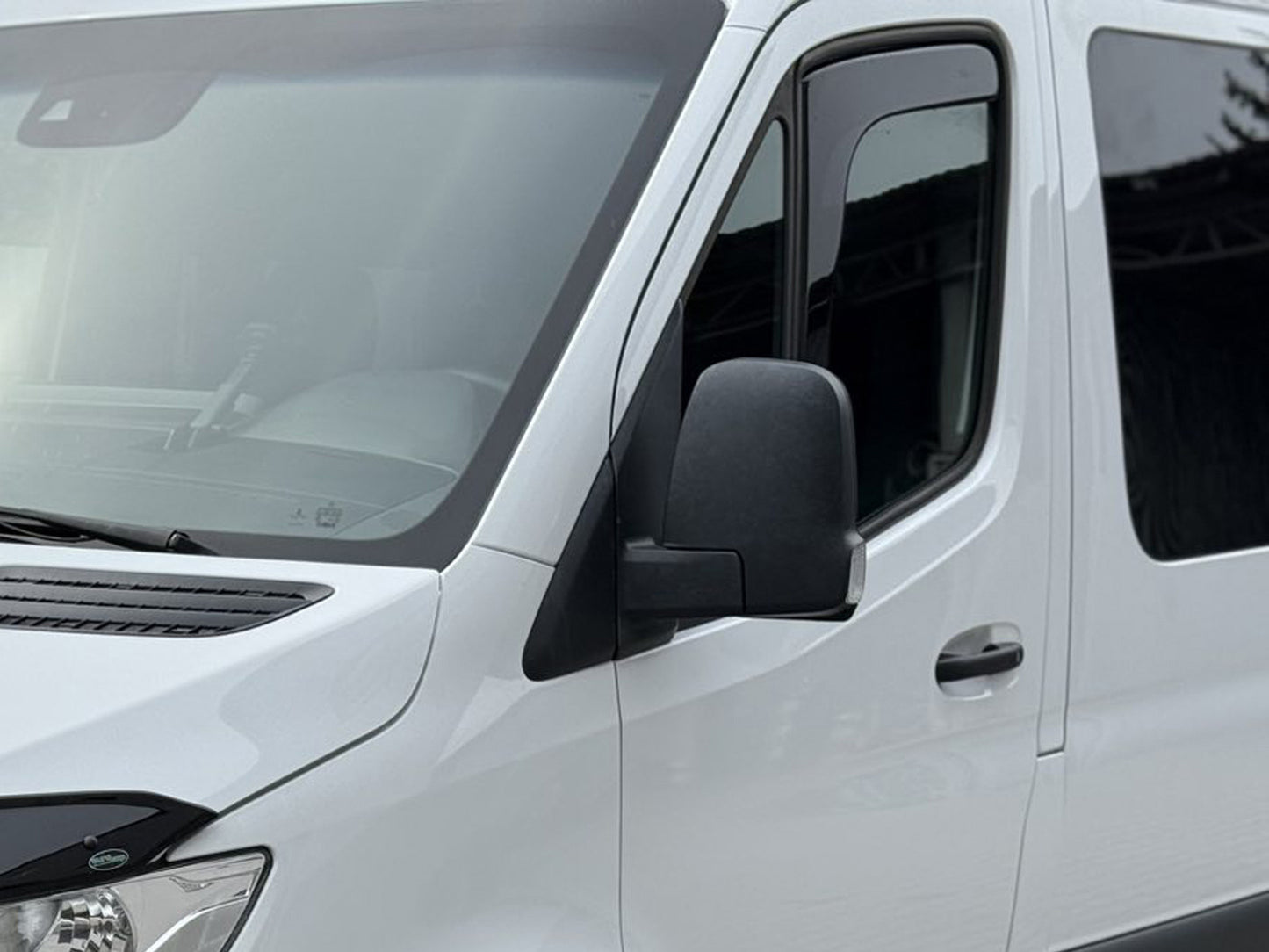In-Channel Wind Deflectors (2 pcs, Heko) for Mercedes Sprinter W907/W910 2018- - image 3