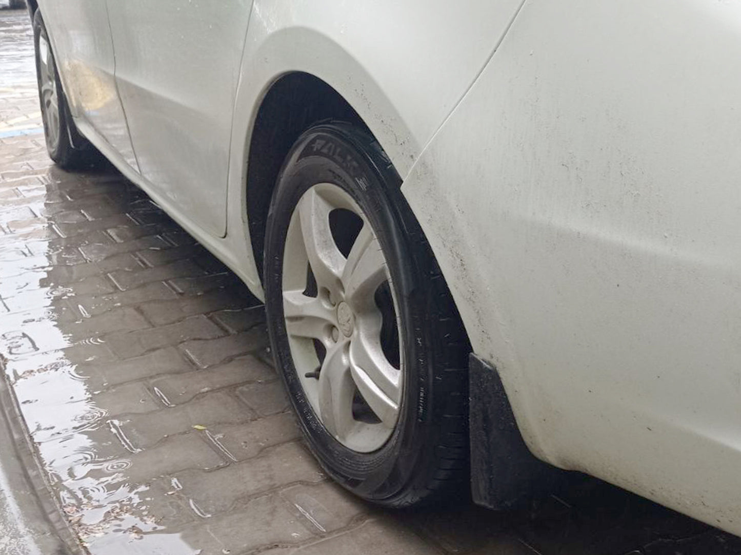 Original Premium SD Mud Flaps (4 pcs) for Peugeot 508 2010-2018 - image 2