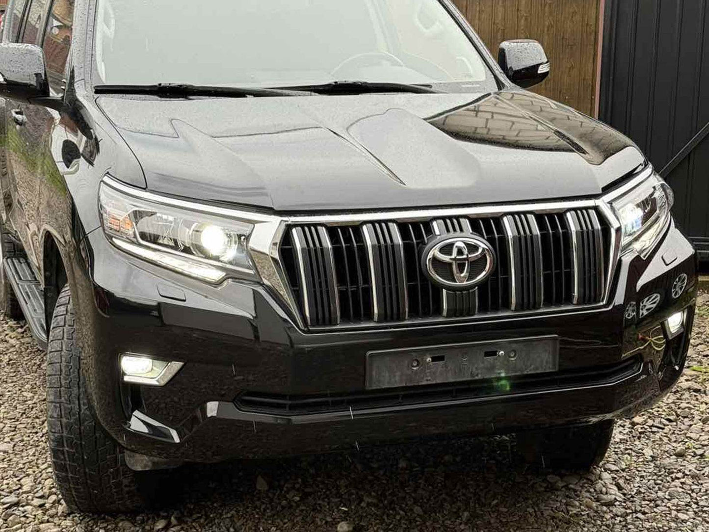 Cilia on the lights (2 PCs LED) for Toyota Land Cruiser Prado 150 - Reelken Auto