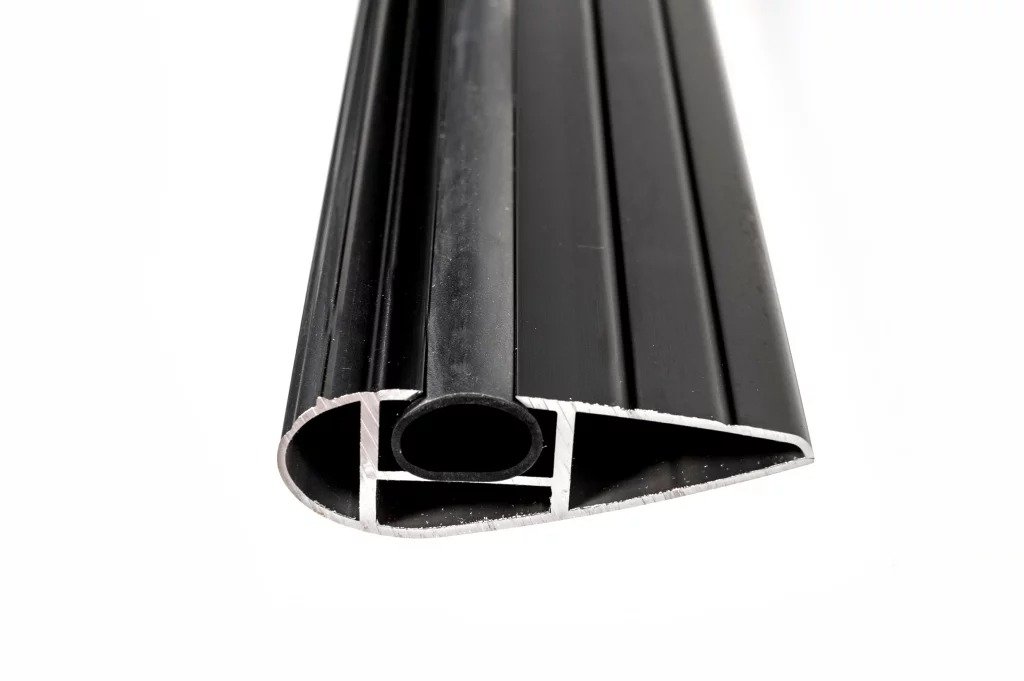 Roof rack (cross bars) for integrated roof rails lockable WingCarrier V2 (2 pcs) for GMC Yukon 2020- - image 10