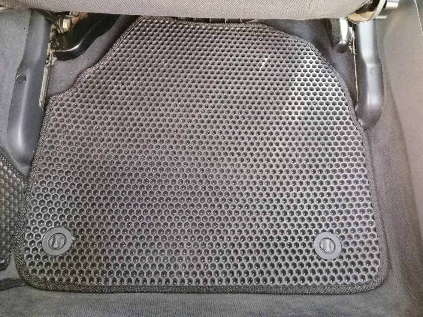 EVA mats (black) for Skoda Superb 2001-2009 - Reelken Auto