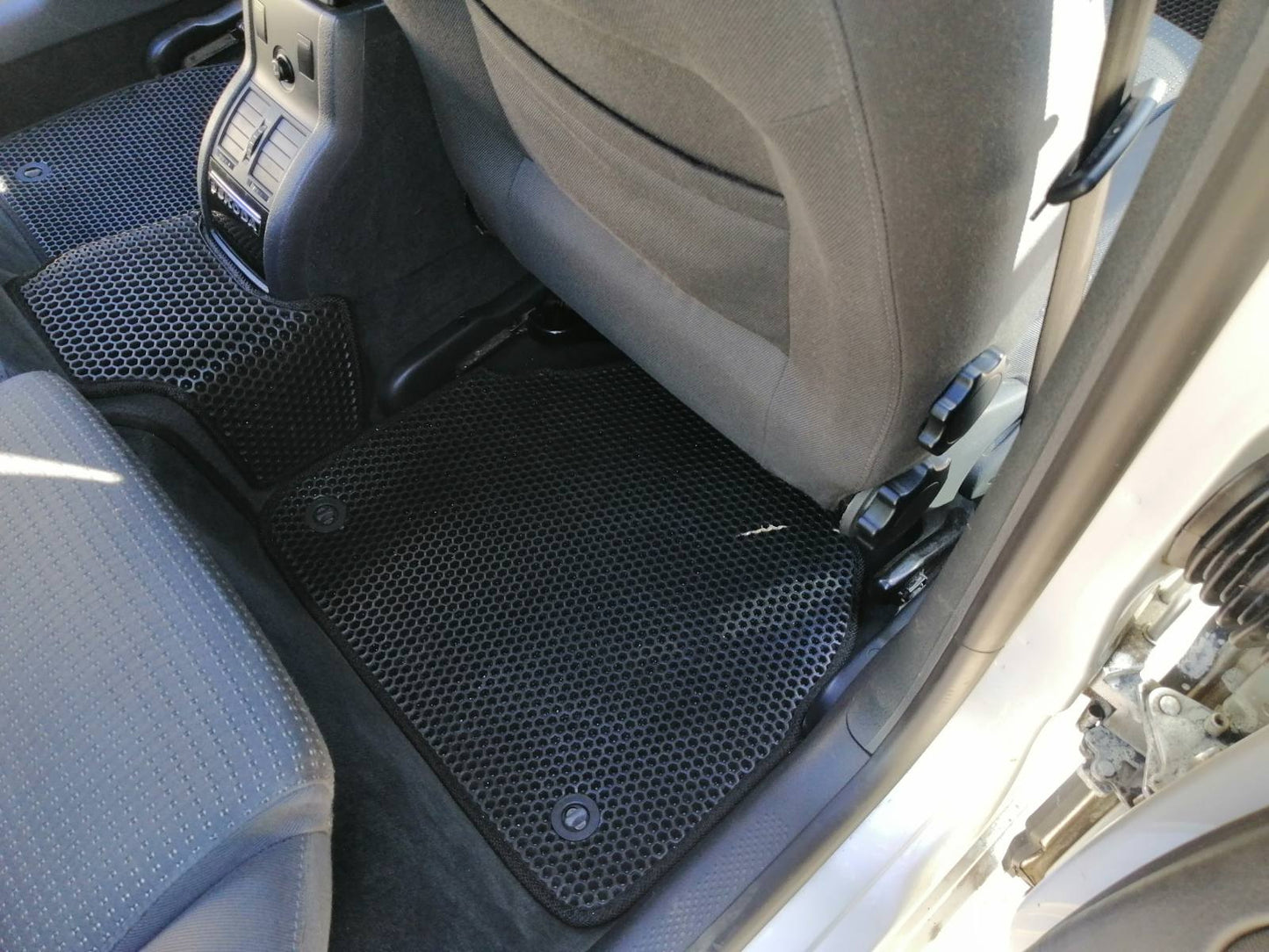 EVA Floor Mats (black) for Skoda Superb 2001-2009 - image 15