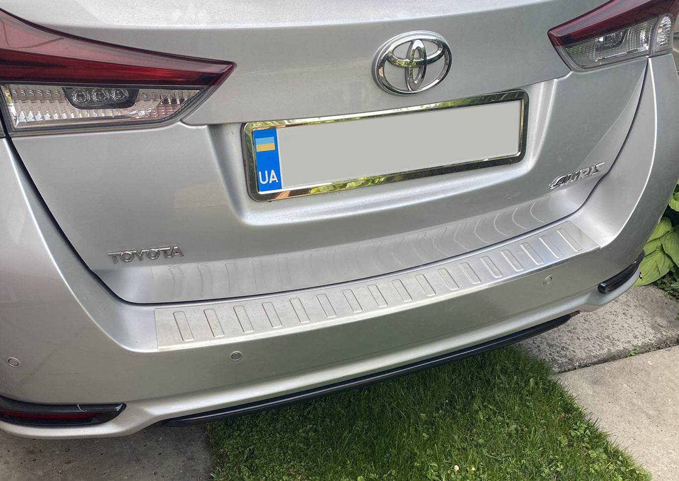 Rear bumper cover Carmos (SW) (stainless steel) for Toyota Auris 2012-2018 - Reelken Auto