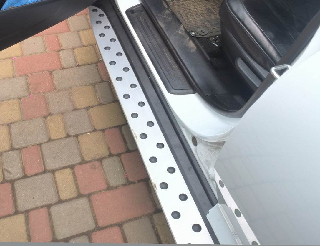 Side sills Niken BMW-style (2 pcs., alu.) for Kia Sportage 2010-2015 - Reelken Auto