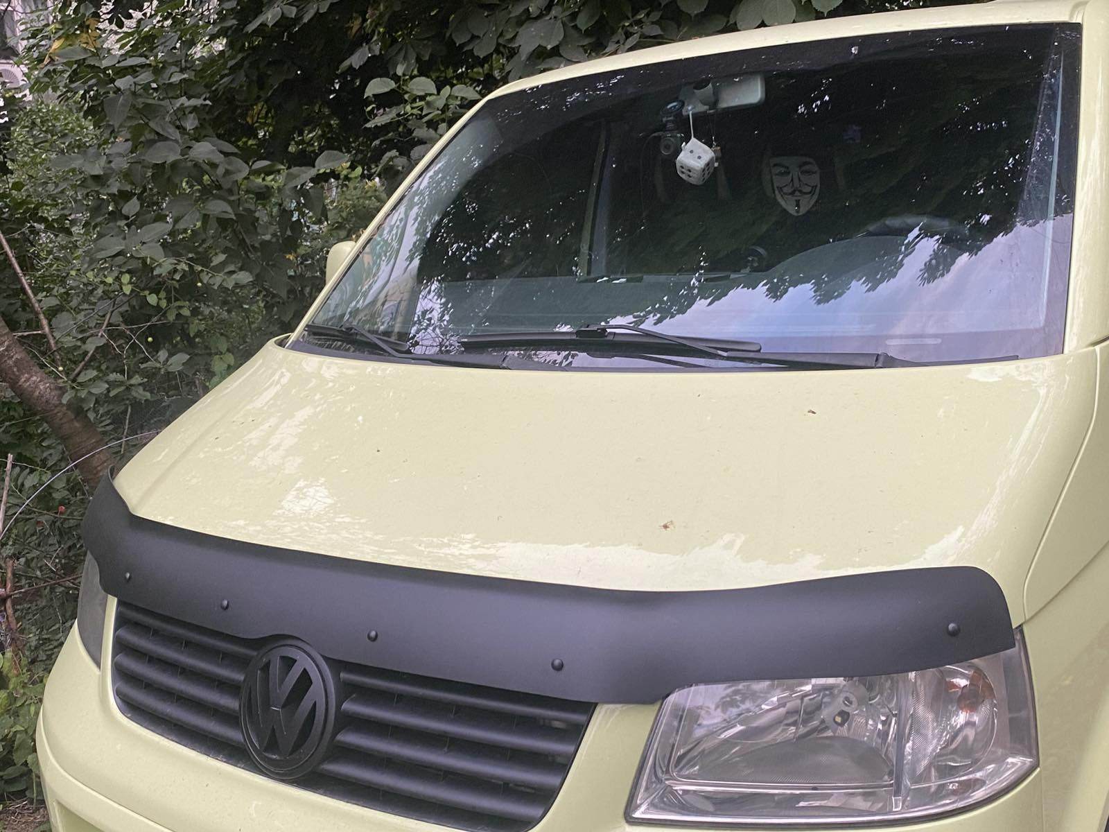 The hood deflector (EuroCap) for Volkswagen T5 Caravelle 2004-2010 - Reelken Auto