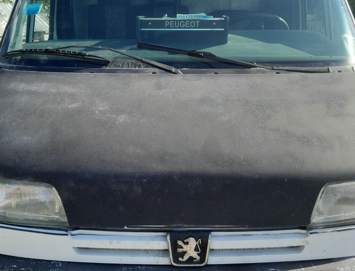 Dashboard Shelf 1994-1999 (Black with Black Stitching) for Peugeot Boxer 1994-2006 - image 3