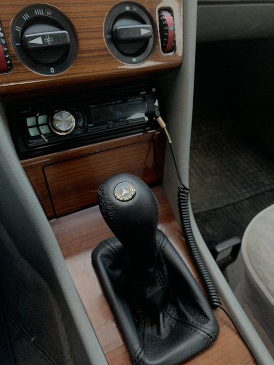 Cover with leather gearshift knob for Mercedes E-class W124 1984-1997 - Reelken Auto