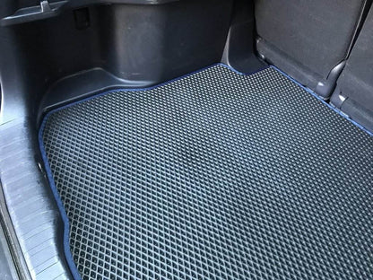 Trunk mat (EVA, black) for Honda CRV 2007-2011 - Reelken Auto