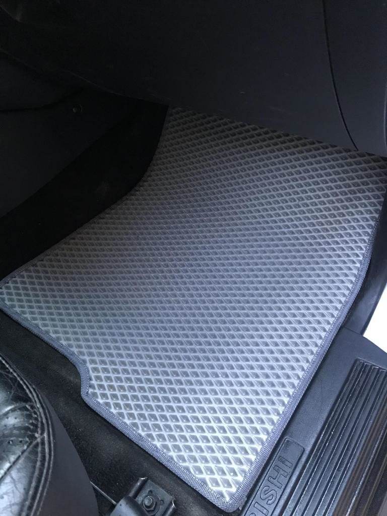 EVA mats (gray) for Mitsubishi Pajero Wagon IV - Reelken Auto