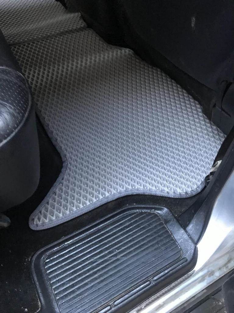 EVA mats (gray) for Mitsubishi Pajero Wagon IV - Reelken Auto
