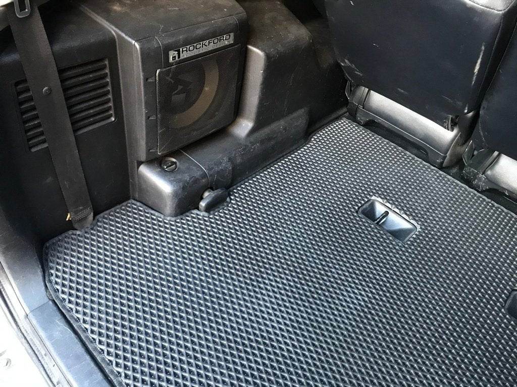 Trunk mat (EVA, Black) for Mitsubishi Pajero Wagon III - Reelken Auto