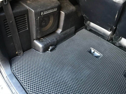 Trunk mat (EVA, Black) for Mitsubishi Pajero Wagon III - Reelken Auto