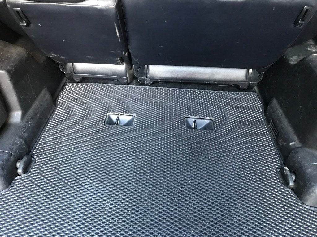 Trunk mat (EVA, Black) for Mitsubishi Pajero Wagon III - Reelken Auto