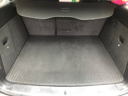 Trunk Mat V1 (EVA, Black) for Volkswagen Touareg 2002-2010 - image 1