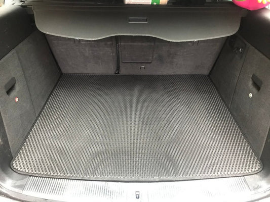 Trunk Mat V1 (EVA, Black) for Volkswagen Touareg 2002-2010 - image 1