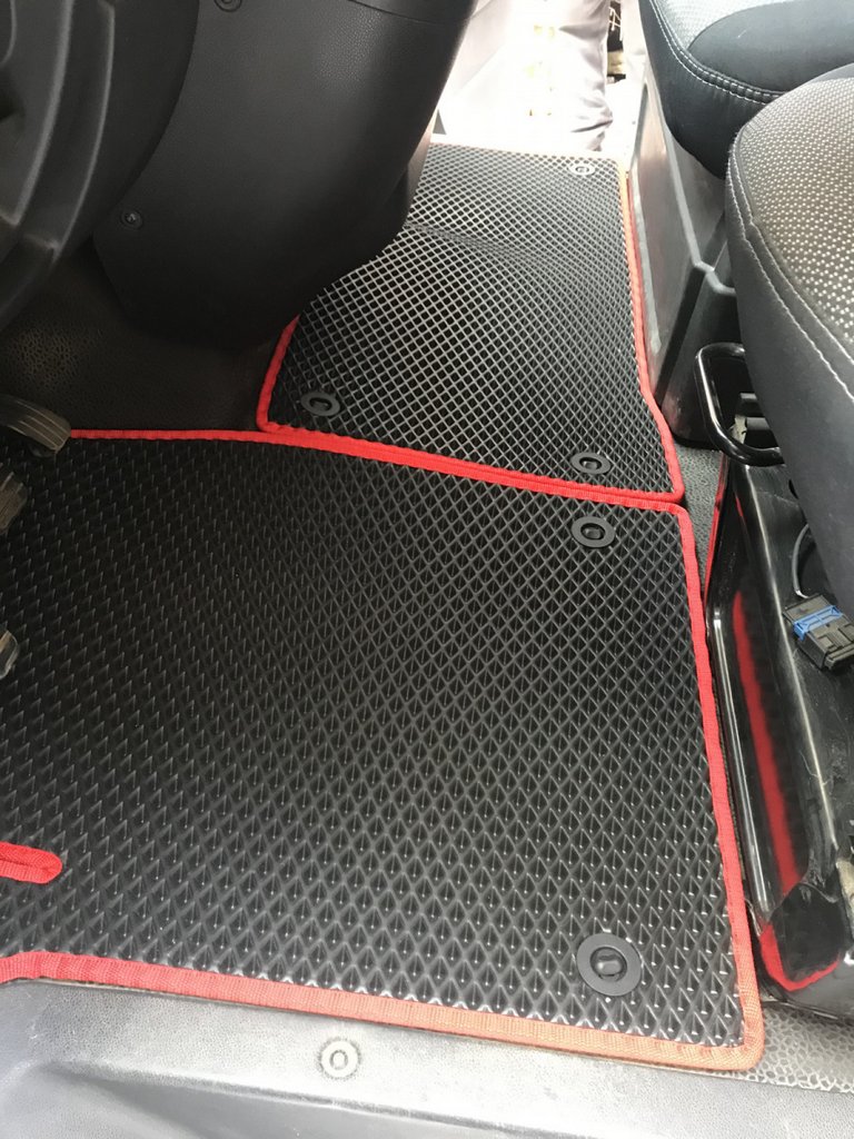EVA Floor Mats (black) for Nissan NV400 2010-2024 - image 2