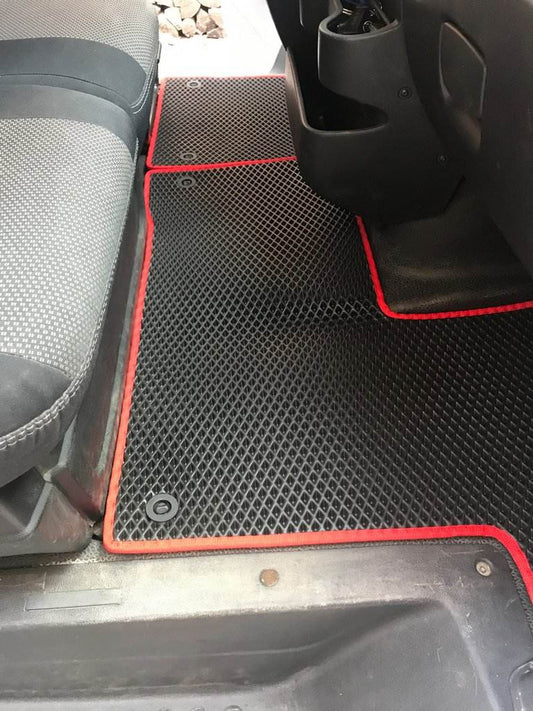 EVA mats (black) for Nissan NV400 2010-2024 - Reelken Auto