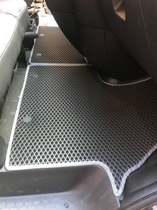 Floor mats (2 pcs, EVA, black) for Opel Vivaro 2015-2019 - Reelken Auto