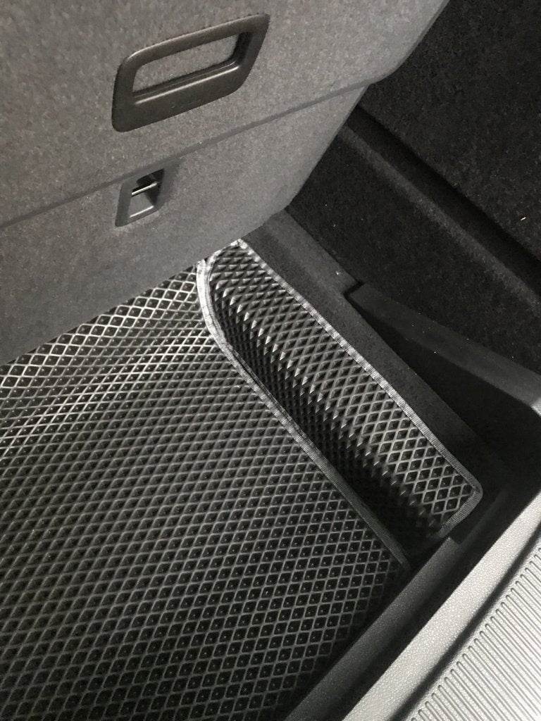 The Mat of the trunk bottom (EVA black) for Volkswagen Sharan 2010↗ - Reelken Auto