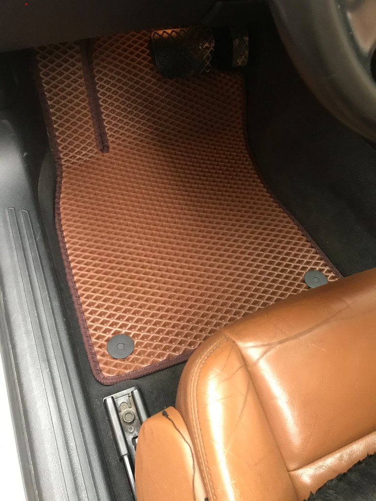 EVA floor mats (brick pattern, Avant) for Audi A6 C6 2004-2011 - image 1
