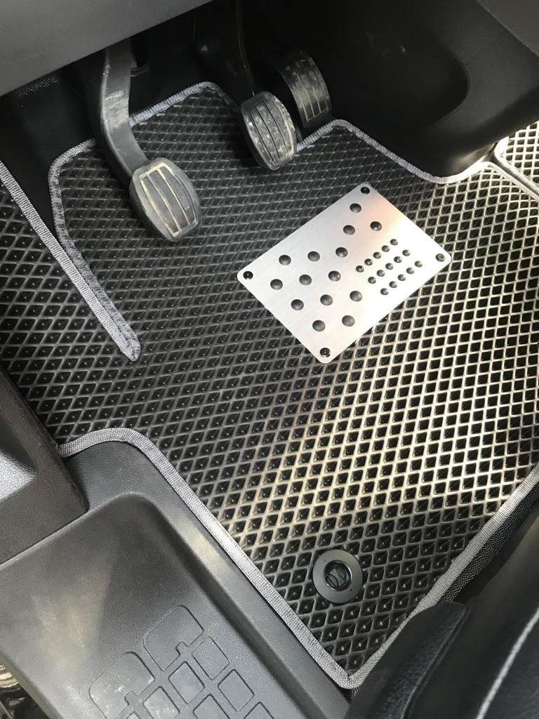 Polyurethane mats (2-piece, EVA, black) 1+1 for Opel Vivaro 2019↗ - Reelken Auto