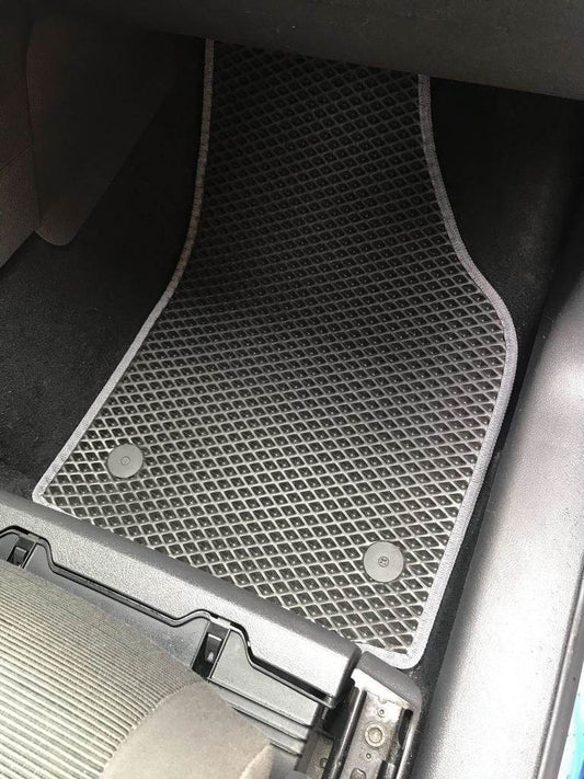 EVA mats (black) for Volkswagen Touran 2003-2010 - Reelken Auto