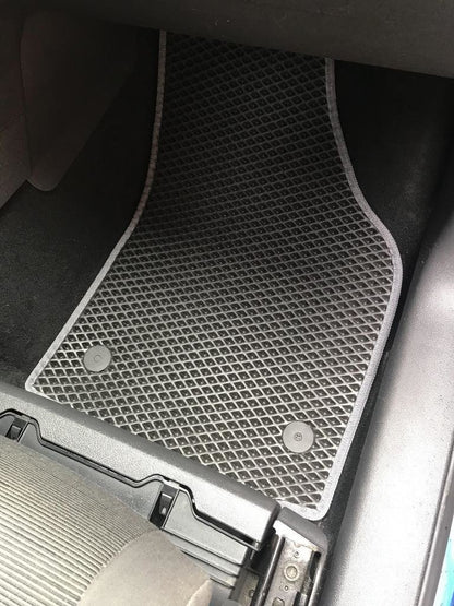 EVA Floor Mats (black) for Volkswagen Touran 2003-2010 - image 2