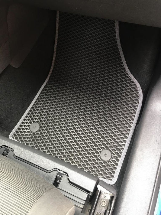EVA Floor Mats (black) for Volkswagen Touran 2003-2010 - image 2
