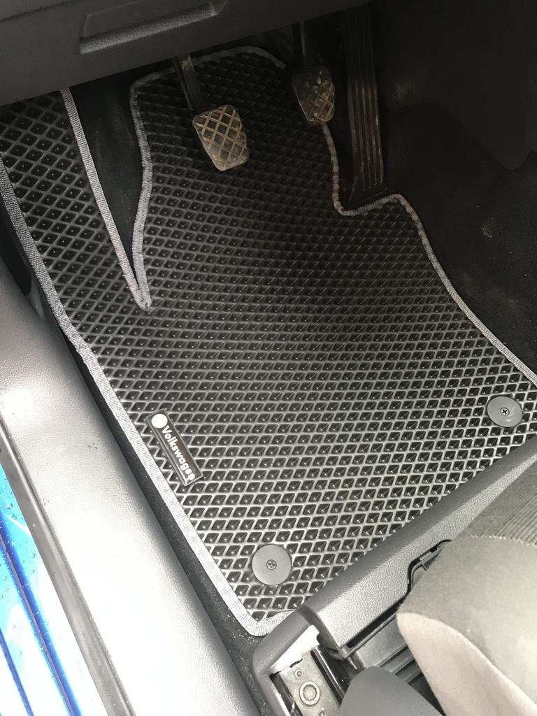 EVA Floor Mats (black) for Volkswagen Touran 2003-2010 - image 4