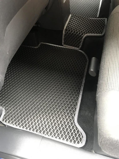 EVA Floor Mats (black) for Volkswagen Touran 2003-2010 - image 5