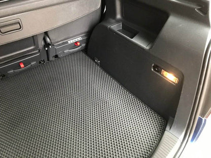 Trunk mat (EVA, 5 seats, black) for Volkswagen Touran 2003-2010 - Reelken Auto