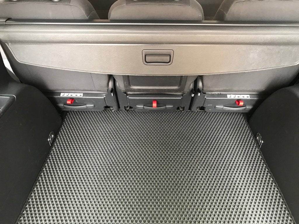 Trunk mat (EVA, 5 seats, black) for Volkswagen Touran 2003-2010 - Reelken Auto