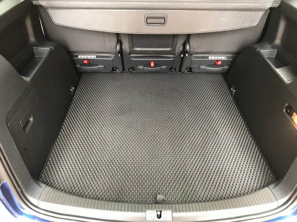 Trunk mat (EVA, 5 seats, black) for Volkswagen Touran 2003-2010 - Reelken Auto