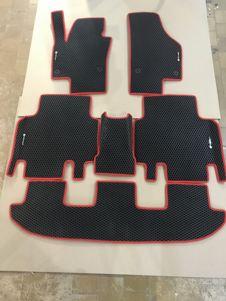 Polyurethane Floor Mats (3 Rows, EVA, Black) for Volkswagen Sharan 2010-2023 - image 2