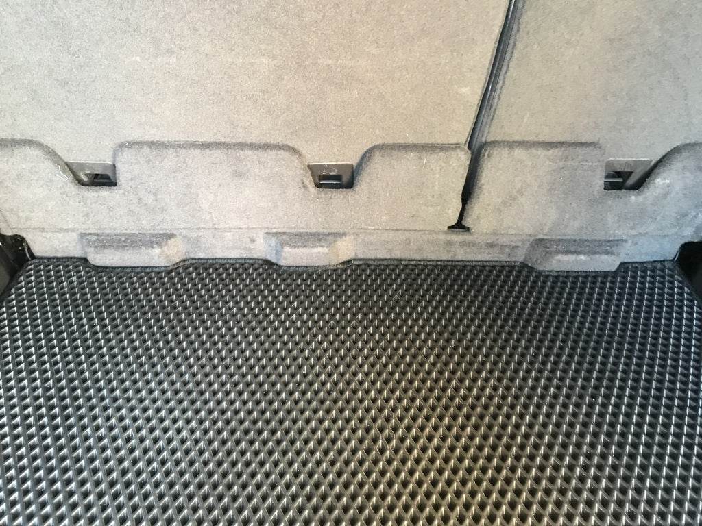 A cargo Mat (EVA black) for Ford Kuga/Escape 2013-2019 - Reelken Auto