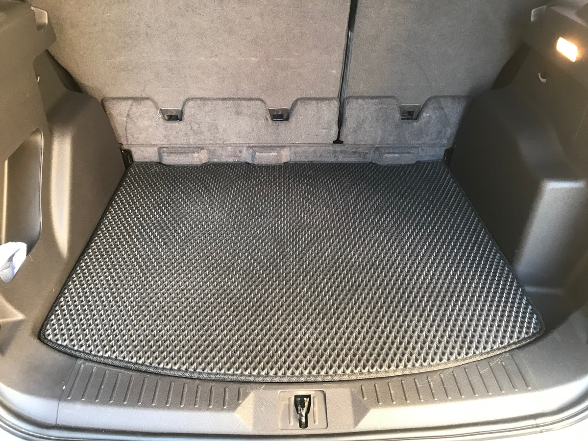 Trunk Mat (EVA, Black) for Ford Kuga/Escape 2013-2019 - image 1
