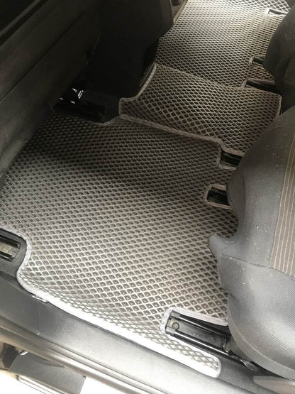 Polyurethane mats (2 rows, EVA, black) for Volkswagen Sharan 2010↗ - Reelken Auto