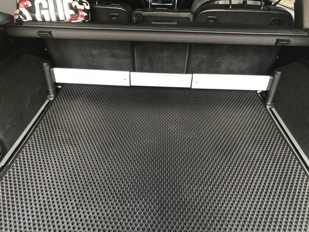 A cargo Mat (EVA black) (5 seats) for Audi Q7 2005-2015 - Reelken Auto