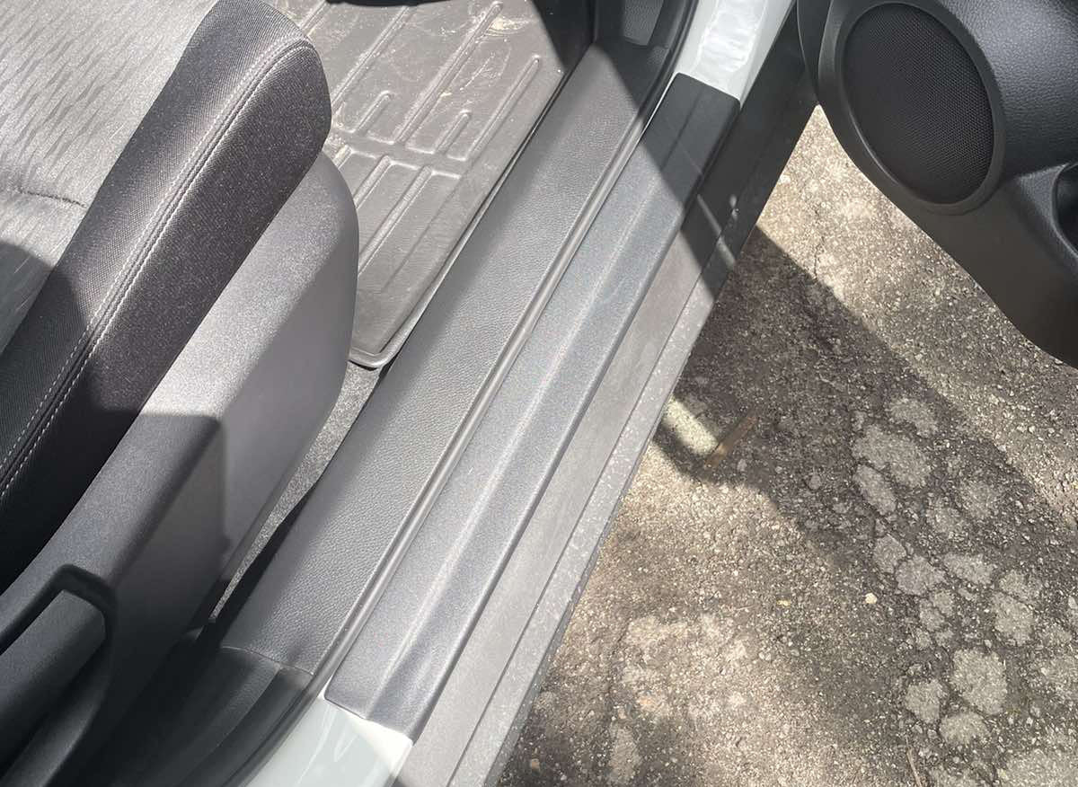 Door Sill Covers EuroCap (4 pcs, ABS) for Nissan X-trail T32/Rogue 2014-2021 - image 3