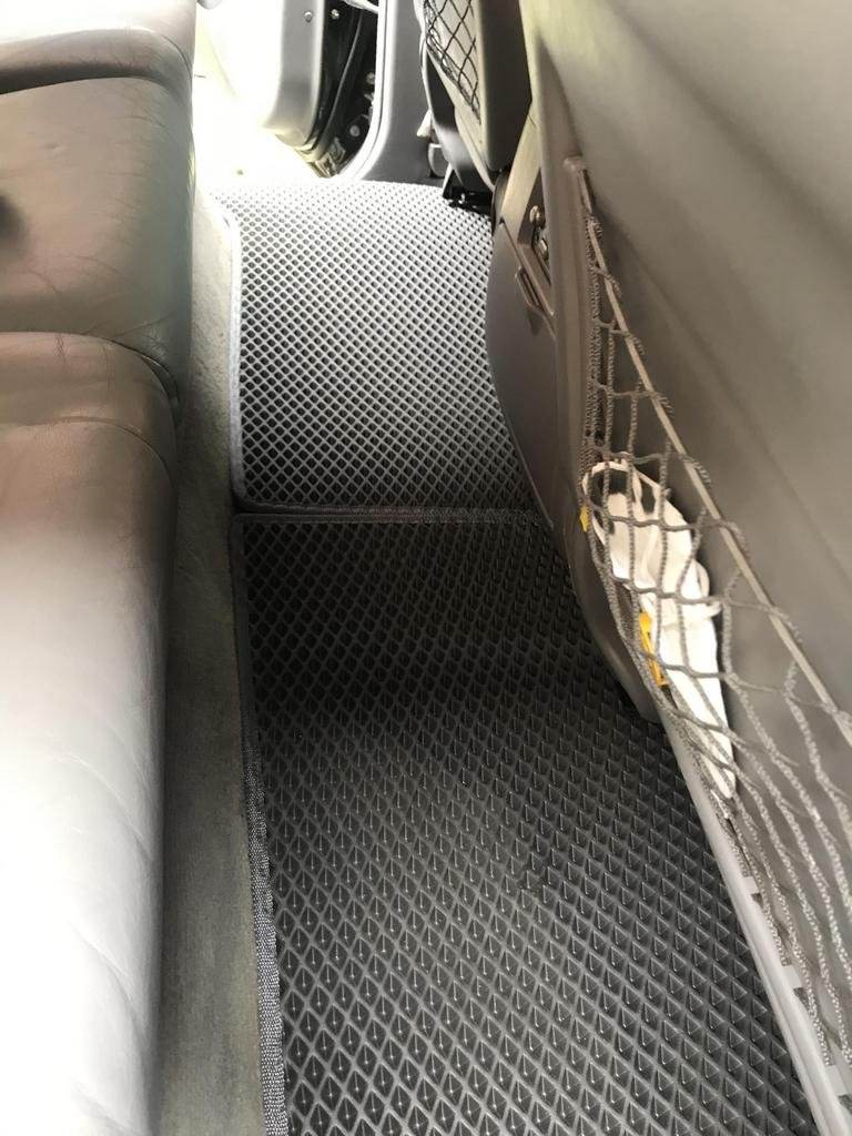 EVA mats (black) for Lexus LX470 - Reelken Auto