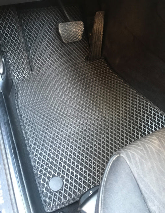 EVA Floor Mats (black) for BMW 5 Series E-39 1996-2003 - image 1