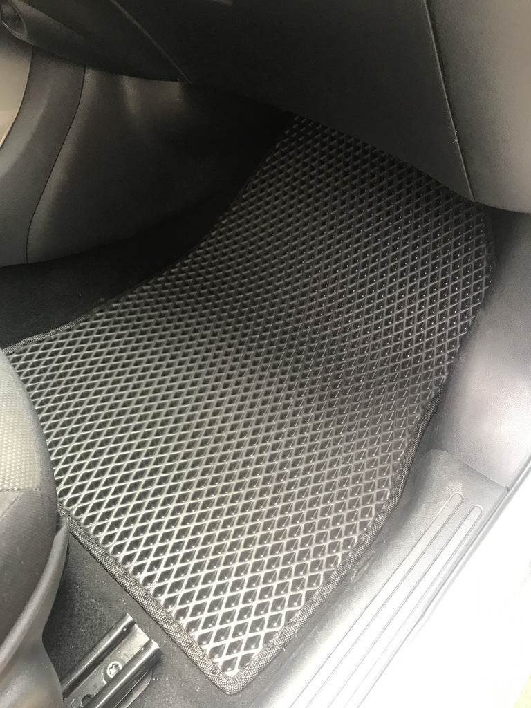 EVA mats (black) for Nissan Juke 2010-2019 - Reelken Auto